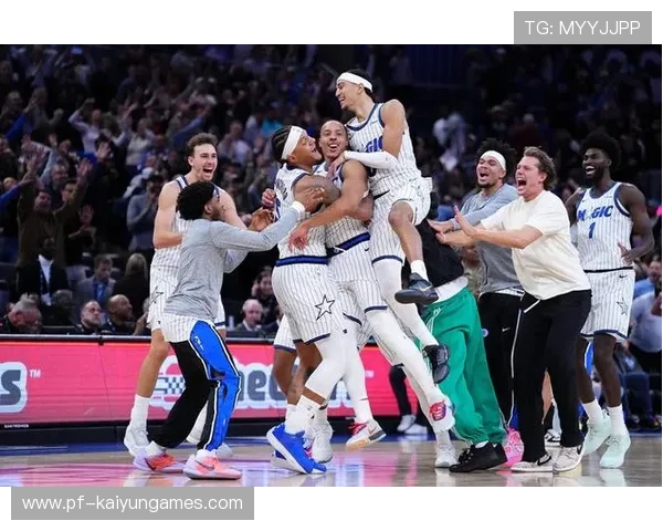 夏普31分难救队友，开拓者仍被贝恩一记三分扼杀——一场充满悬念与精彩瞬间的较量描述：在激烈的NBA常规赛中，夏普以31分的全场表现，试图挽救球队颓势，但仍难敌贝恩关键时刻的一记三分球。本文将深入分析比赛的精彩瞬间、关键时刻以及双方的战术布局，揭示这场比赛为何如此令人难忘。